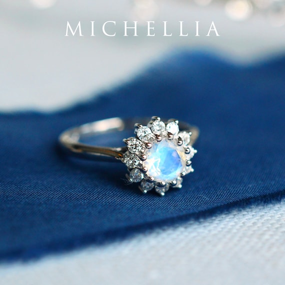 Michellia moonstone shop ring