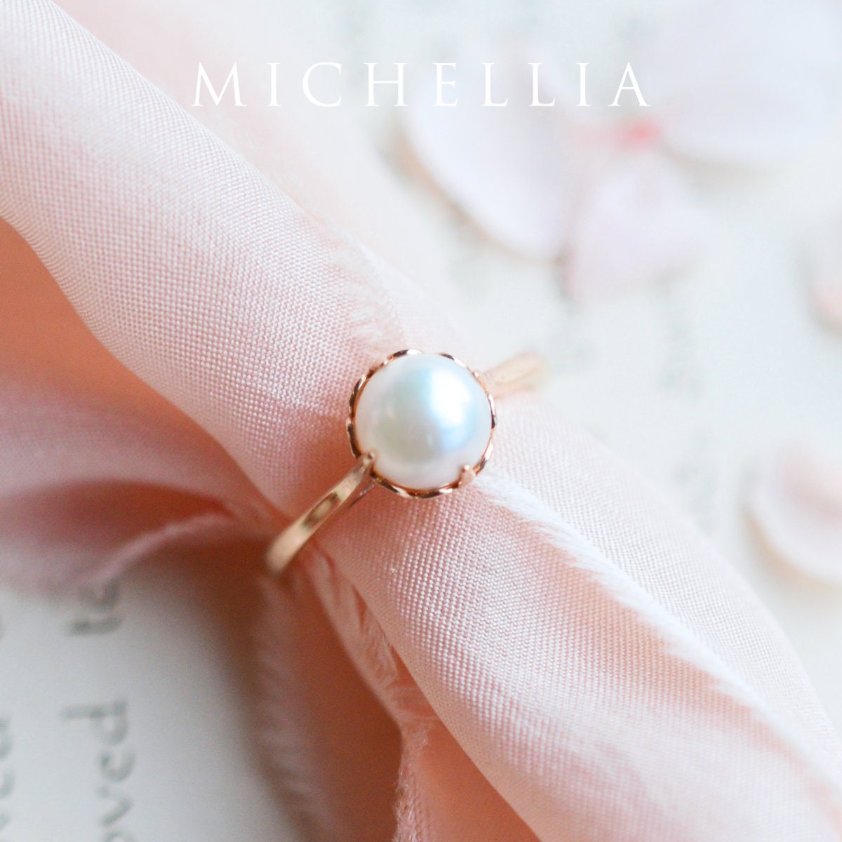 Petite Marguerite Single Pearl Earring