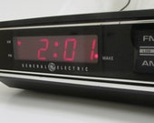Vintage General Electric AM FM Clock Radio Alarm, Model 74630B Faux Wood Grain, Red LED Bedside Desk Clock Radio