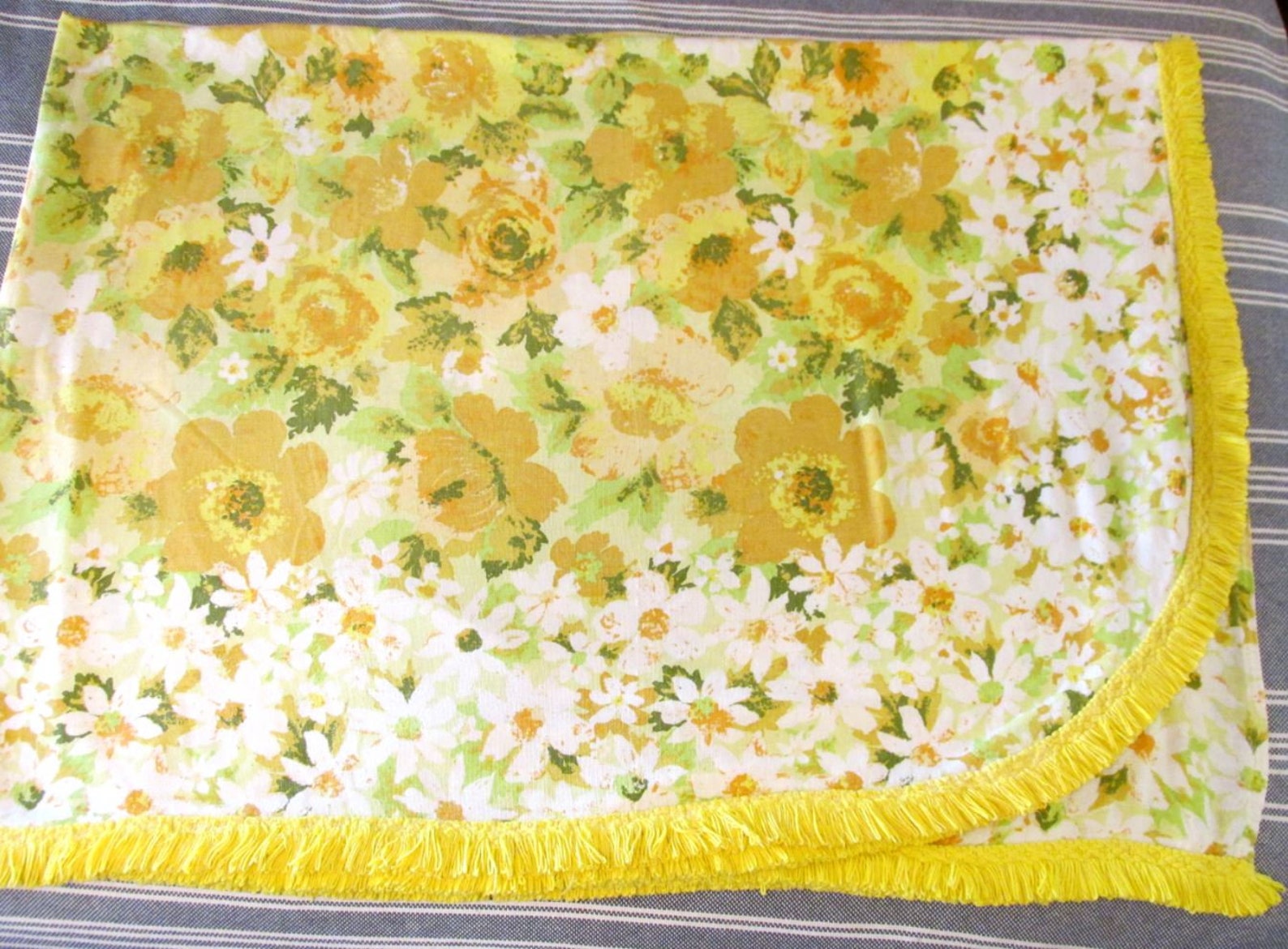 Vintage Bates Bedspread Coverlet with Fringe Yellow Green Etsy