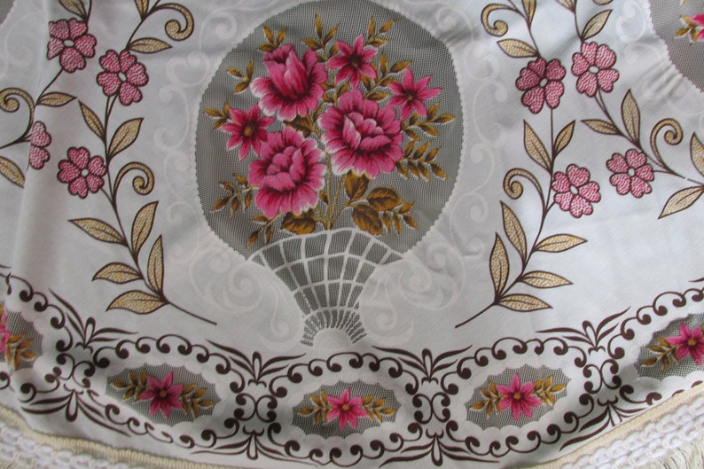 Vintage Round Pink Floral Lace Fringe Table Cloth Big Ornate Table Cloth with Lace Trim Vintage Kitchen Decor 70 Inch Round Tablecloth