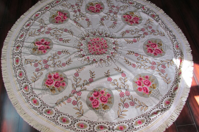 Vintage Round Pink Floral Lace Fringe Table Cloth Big Ornate Table Cloth with Lace Trim Vintage Kitchen Decor 70 Inch Round Tablecloth