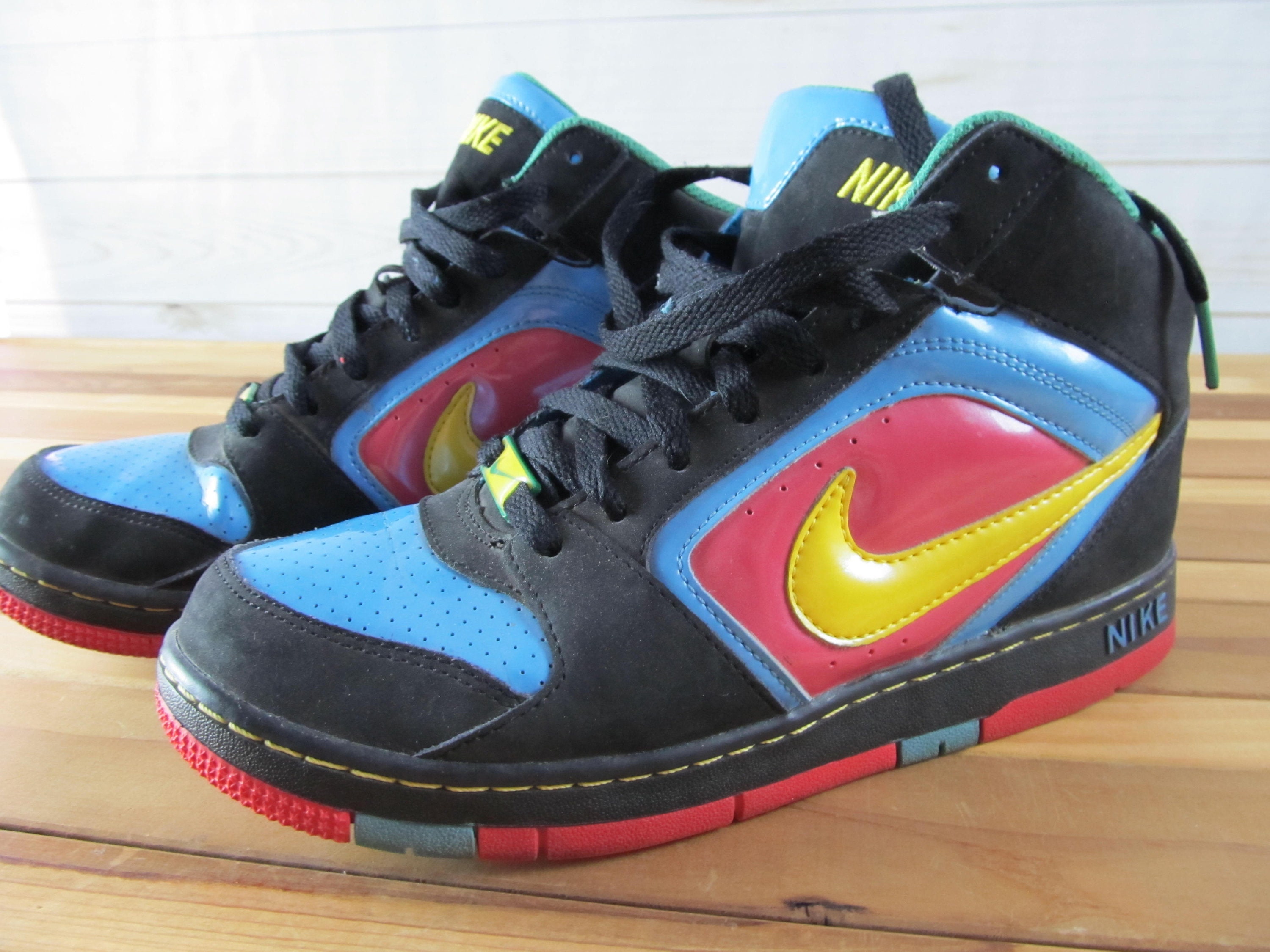 nike youth high tops