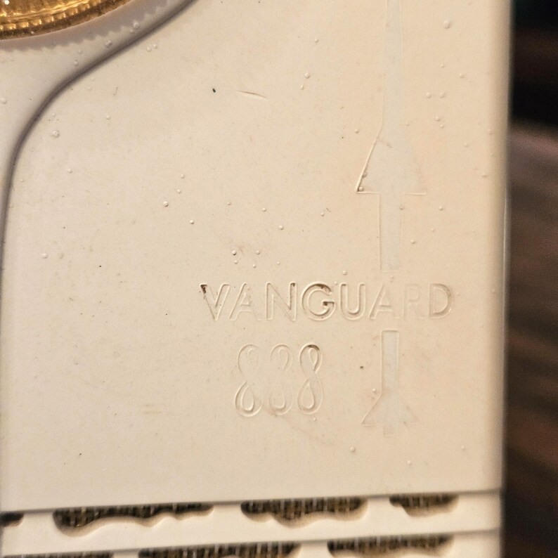 Vintage 1950s Emerson 888 Vanguard Transistor Radio image 13