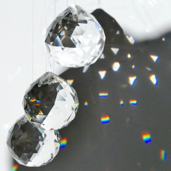 3 Stück Prisma Sonnenfänger 4cm Glaskugel Regenbogen Suncatcher Kristall für Fenster Dekoration 40mm
