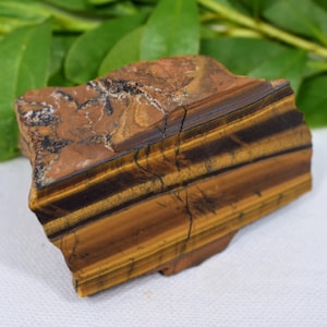Tiger Eye. Polished Tiger Eye, Natural Tiger Eye, Tiger Eye specimen, Tiger&#39;s Eye, Chakra stones, Healing stones, rocks and minerals,