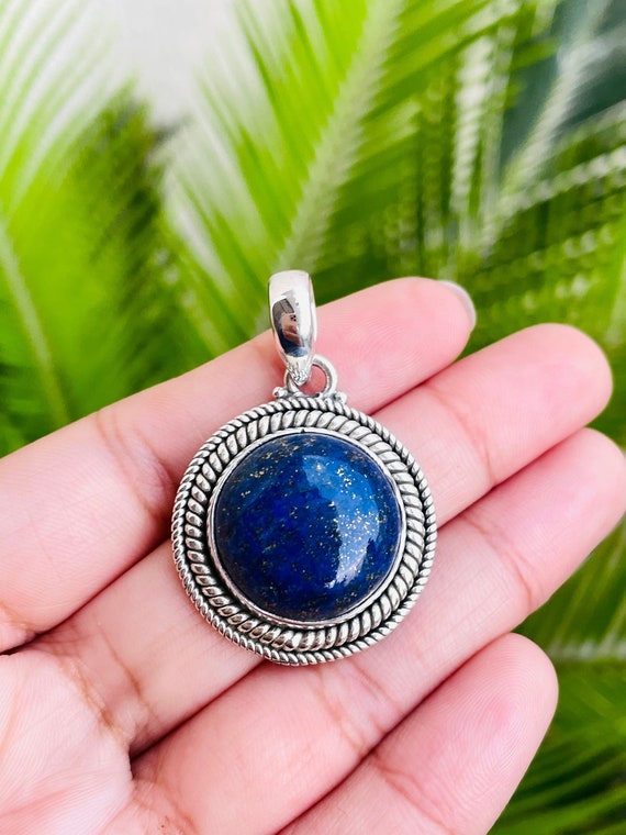 Lapis lazuli silver pendant deals