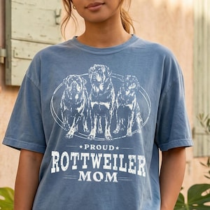 Proud Rottweiler Mom Shirt, Vintage Dog Lover Tee, Guard Dog Owner Gift
