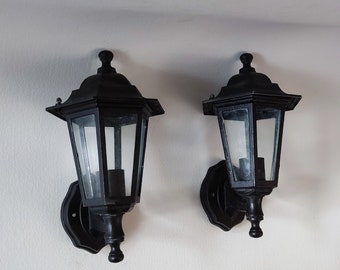 Para latarni ściennych, vintage francuski, oświetlenie zewnętrzne, oświetlenie ogrodowe.