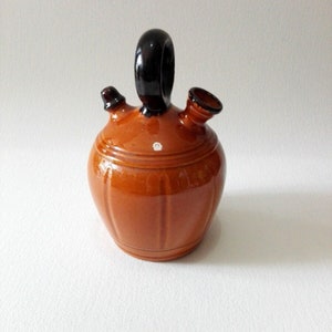 Cruche orange en terre cuite, français vintage,  gargoulette ancienne, déco rustique, cuisine de campagne, cuisine ancienne, cruche vintage.