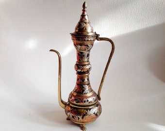 Engraved Copper oriental ewer, oriental style, lion's paws, decorative ewer, enamelled copper, vintage ewer, boho decor, middle east gift