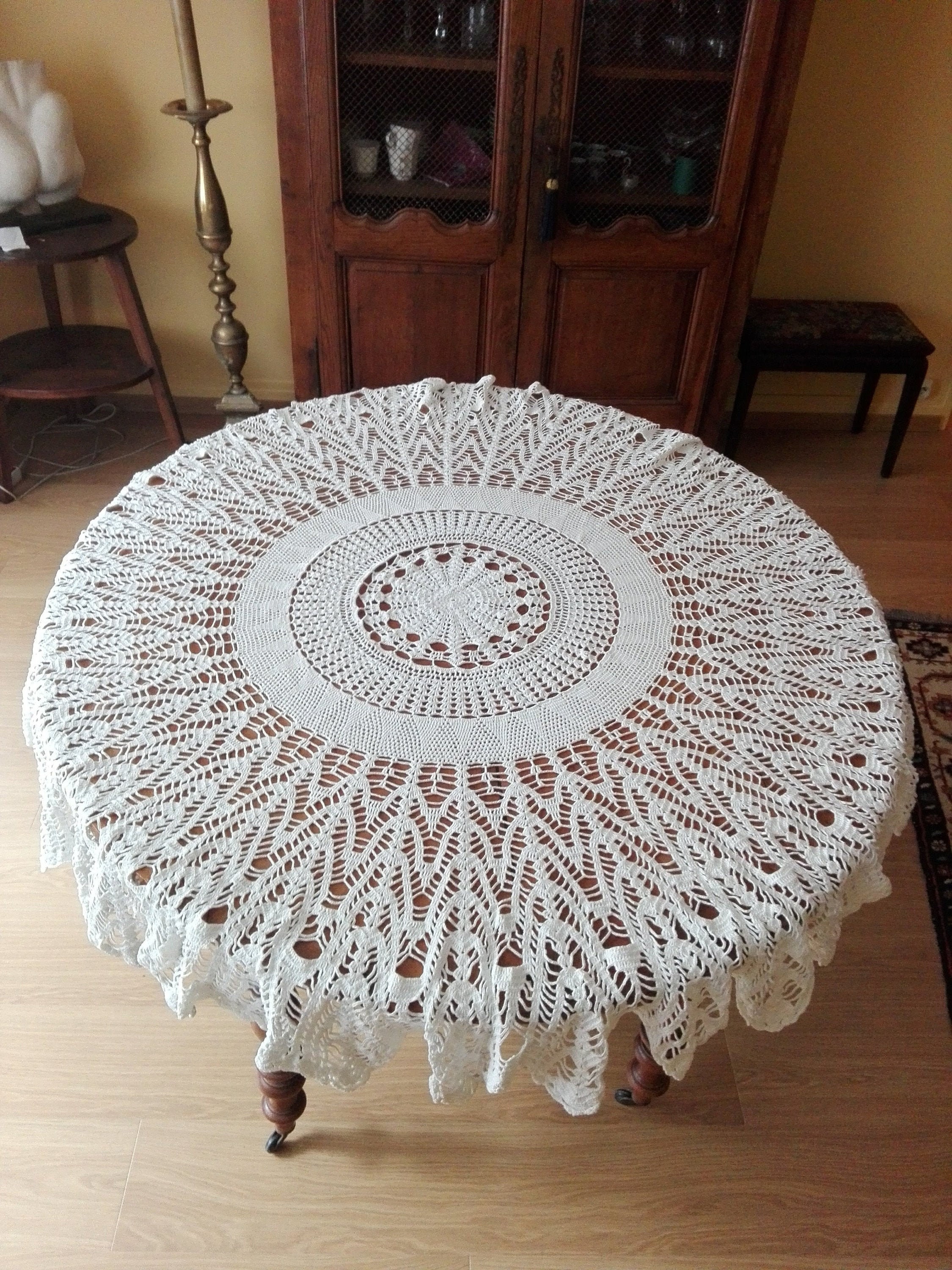 Nappe Française Crochetée, Nappe Ronde Blanche , Artisanat Français, Table de Fêtes, Vintage, Cadeau