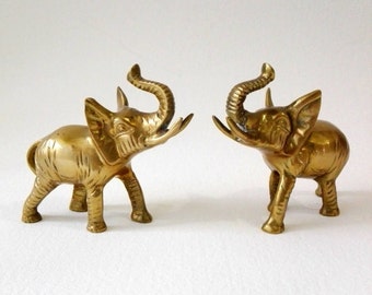 Elephants brass statuettes, french vintage, elephant decor, vintage brass figurine, elephant lover, Christmas gift, animal sculpture