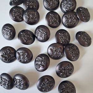 24 metallknappar, antracit/svarta, runda med skaft, 2,1 cm diameter
