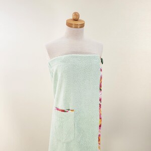 Shower Wrap, bath towel, no velcro image 2