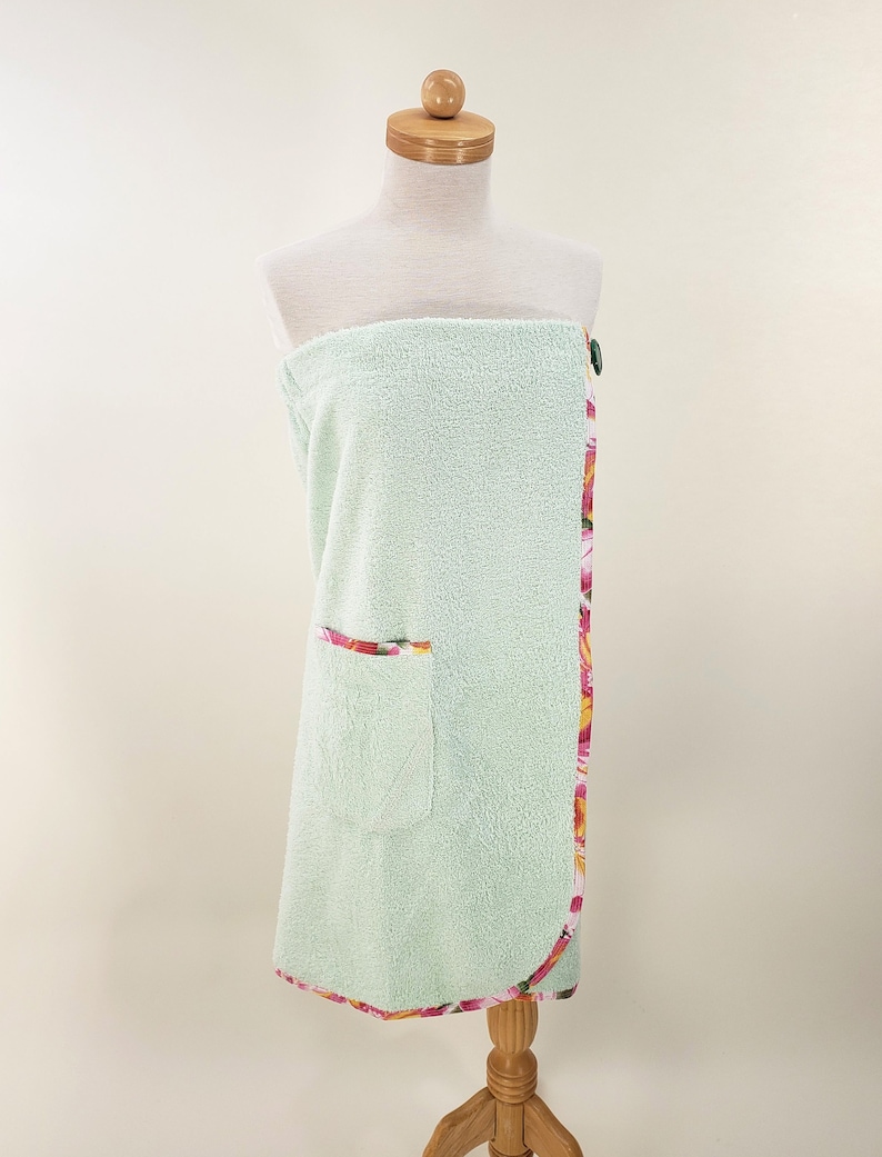 Shower Wrap, bath towel, no velcro image 2