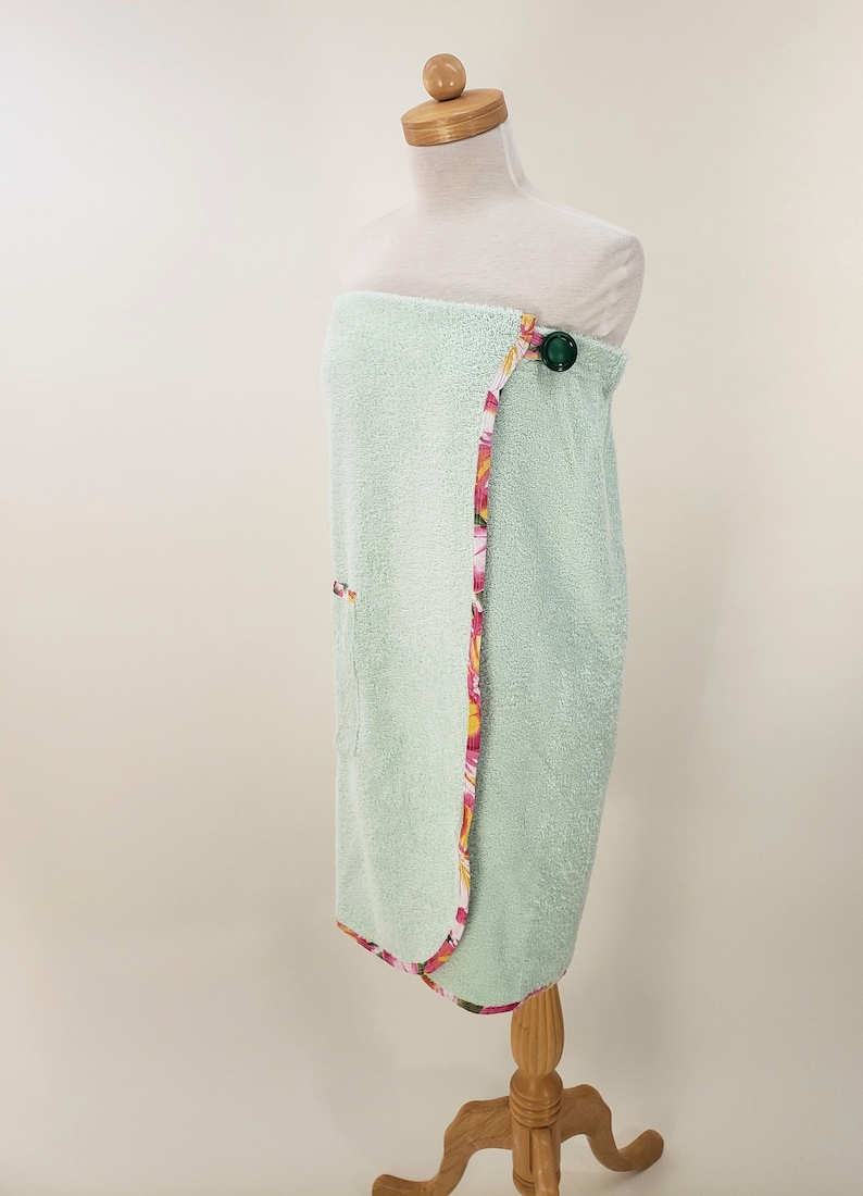 Shower Wrap, bath towel, no velcro Green