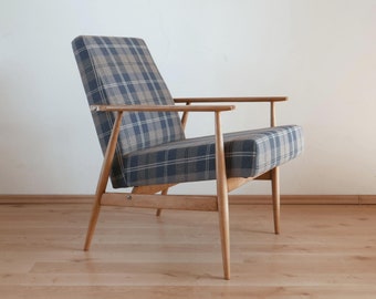 Karierter Sessel Mid-Century Vintage, Holzsessel Typ 300-190, Design der 70er Jahre, Restaurierung