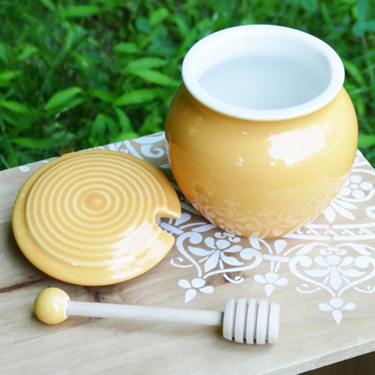 Porcelain Honey Jar with Wooden Dipper