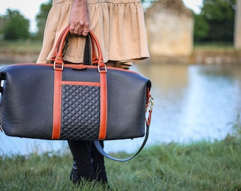 Black Travel bag/ leather travel bag /Hanmade black leather travel/made in London/ made in uk / black duffel leather bag