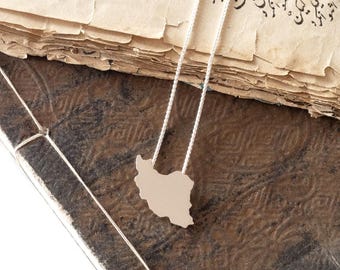 Sterling Silber Persien Karte Halskette • Minimalistischer Persischer Anhänger • Nahöstlicher Schmuck • Handgemachter West Asien Karten Anhänger