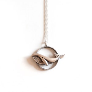 Sterling Silver Whale Necklace • Statement Ocean Jewelry • Sea Lover Gift • Minimalist Marine Pendant • Ocean-Inspired Necklace