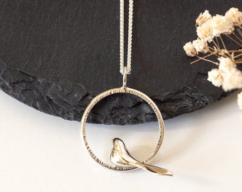Sterling Silver Bird Necklace • Handcrafted Sparrow Jewelry • Delicate Nature-Inspired Design • Dainty Gift for Bird Watchers