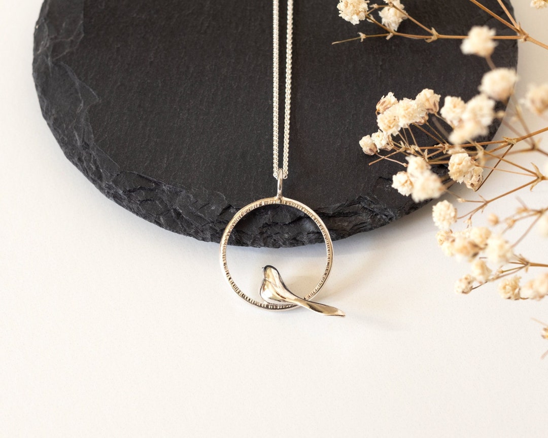 Collier Pendentif Aigle En Bois Sculpté Main Et Argent 925 - Longueur 84cm, Marque 81stgeneration, Neuf