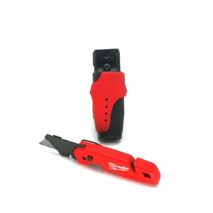 Milwaukee Rakknivhölster: Fastback 48-22-1505, 48-22-1901 eller 48-22-1502 Kniv ingår ej.