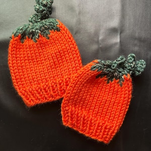 Handgebreide pompoenmuts babypeuter / oranjegroene jack-o'-lantern gebreide beanie / Halloween voor kinderen