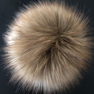 Honey Wolf Faux Fur Pompom / Warm Brown Fur Pom Pom / Fur Bauble / Furry Toque Topper