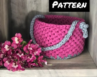 The Toda Basket Crochet Pattern / Crocheted Basket Tutorial / T-shirt Yarn Basket with Handles DIY