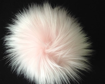 Baby Pink Faux Fur Pompoms / Light Pink Fur Pom Pom / Fur Poms / Faux Fur / Crochet Accessories/ Knitting Accessories/ Craft Supplies
