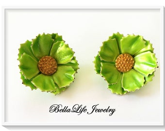 Lime Green Daisy Flower Metal Clip On Vintage Earrings