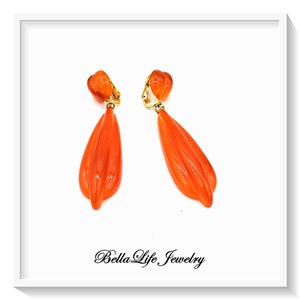 Orange Lucite Plastic Dangle Earrings, Vintage Clip Earrings L333