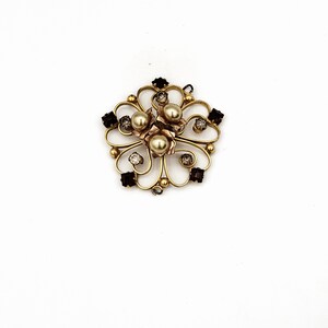 Oude Regenboog Goud Gevulde Delicate Hanger, Rode Strass steentjes ~ L15