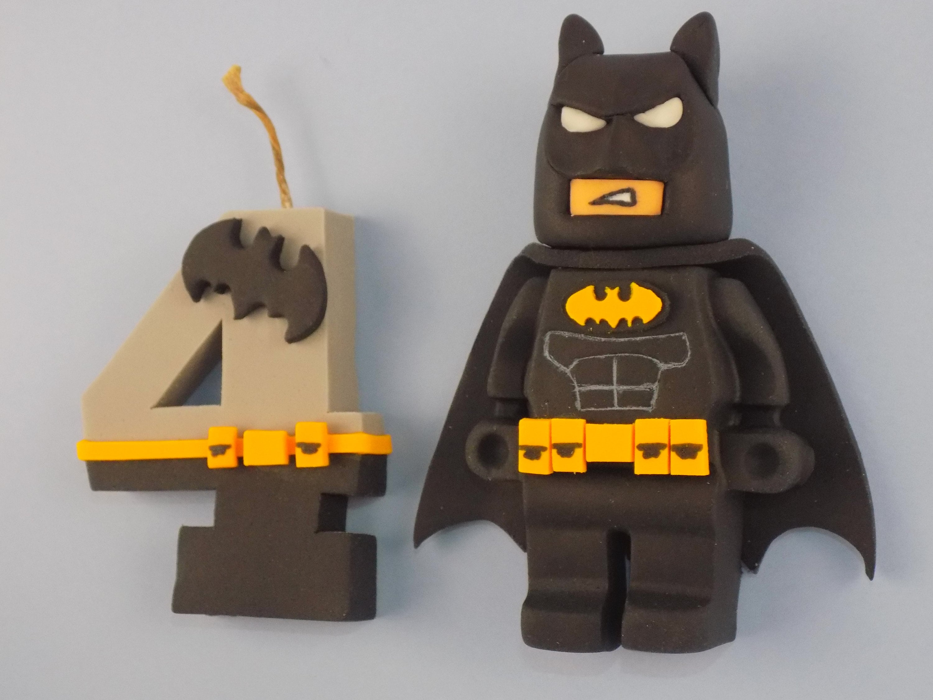 Batman Gateau Numero De Pate De Sucre Comestible Avec La Pate Etsy Batman Gateau Numero De Pate De Sucre Comestible Avec La Pate Etsy