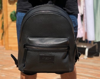 lululemon belt bag black restock Lululemon's Everywhere Fleece Belt Bag Back In Stock For Just $38