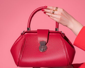 Red Vintage Doctor Bag - Modern Lady Bag - Frame Leather Doctor Handbag - Leather crossbody bag - Travel Purse