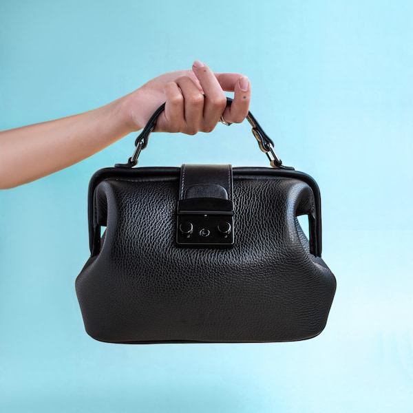 Black doctor bag, purse leather bag, crossbody bag, Medium shoulder bag, Vintage leather bags in 3 sizes, 70 colors and suede