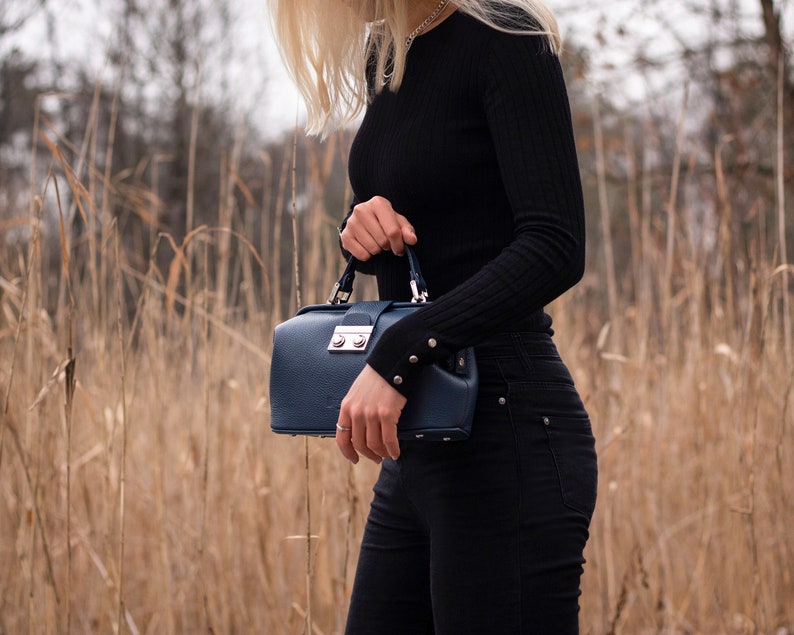 Dark Blue Leather Doctor Handbag, Handmade Leather Doctor Style Bag, Leather Bag, Leather Satchel, Navy Doctor Handbag, Women Doctor Purse image 2