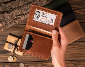 Billetera pequeña marrón, billetera personalizada para hombre, billetera grabada, billetera pequeña con bolsillo frontal y monograma, tarjetero, billetera pequeña para tarjetas