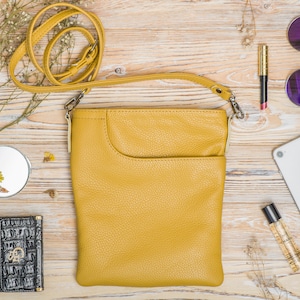 Petit sac à bandoulière en cuir - Sac à main porté épaule pour femme - Sac messager en cuir avec fermeture à glissière - Style tendance pour un usage quotidien image 2