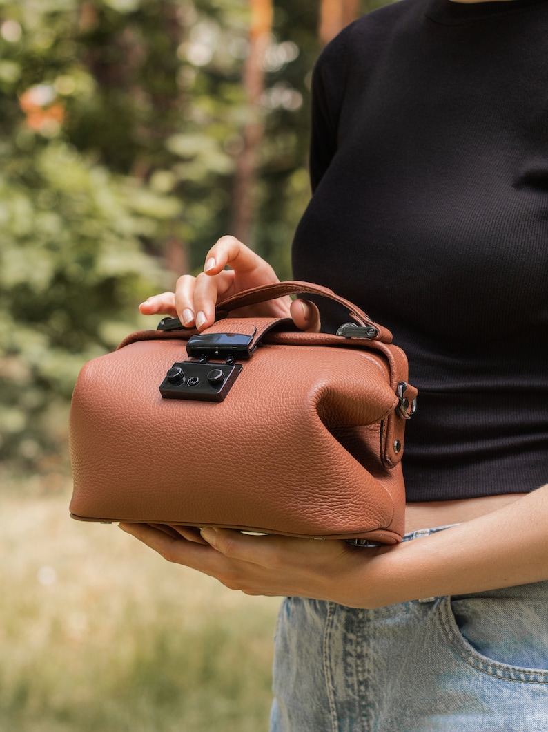 Soft Leather Doctor's Bag, Handmade Woman's Bag, Brown Leather Handbag, Leather Vintage Bag For Everyday Use image 2