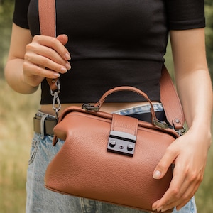 Soft Leather Doctor's Bag, Handmade Woman's Bag, Brown Leather Handbag, Leather Vintage Bag For Everyday Use image 5