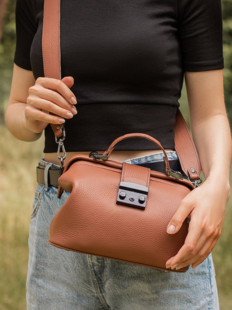 Soft Leather Doctor's Bag, Handmade Woman's Bag, Brown Leather Handbag, Leather Vintage Bag For Everyday Use image 5