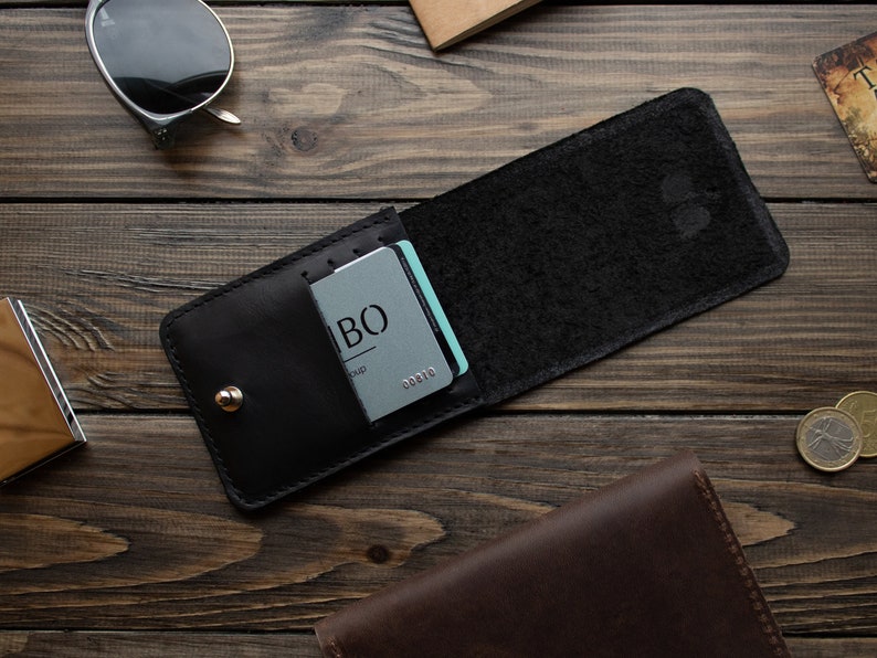 Cartera de cuero negro personalizada, titular de tarjeta de crédito para hombres, billetera minimalista, billetera de soporte de identificación para hombres, regalo para él o ella imagen 4