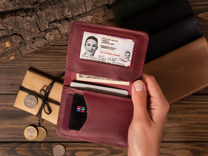 Cartera pequeña para mujer, Cartera de cuero para mujer, Cartera de cuero para hombre, Tarjetero, Cartera pequeña personalizada para mujer, Regalo de primer aniversario para ella imagen 1