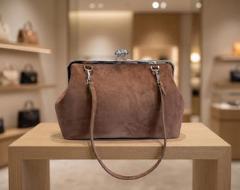 Brown Suede Leather Kisslock Frame Bag, Vintage Style Shoulder Purse, Personalized Elegant Bag