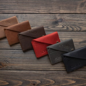 Billetera de cuero personalizada con monograma, billetera delgada de cuero, billetera con bolsillo frontal, regalo para damas de honor, regalo para padrinos de boda